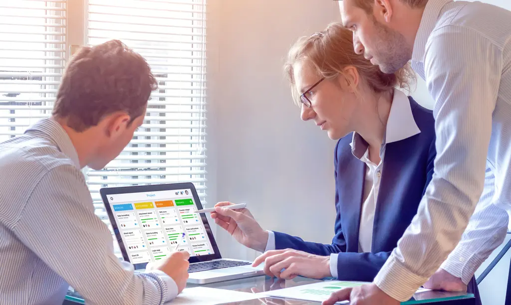 Daha Fazla Satış Kapatın, Daha Az Tıklayın: Türkiye İşletmeleri için CRM Planı Daha Fazla Satış Kapatın, Daha Az Tıklayın: Türkiye İşletmeleri için CRM Planı