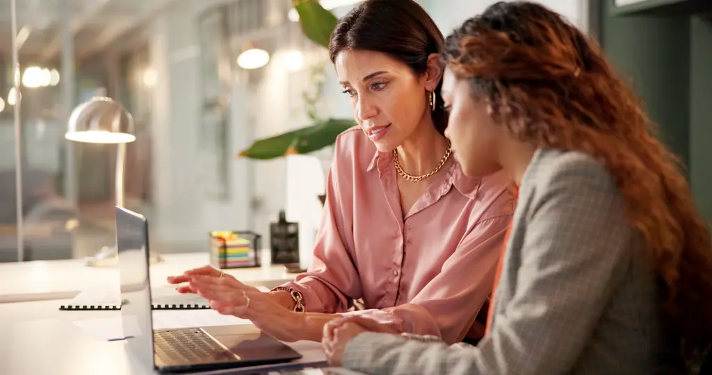 Küçük İşletmeler için Bütçe Dostu CRM Seçimi: Nasıl Yapılır, Nelere Dikkat Etmek Gerekir
