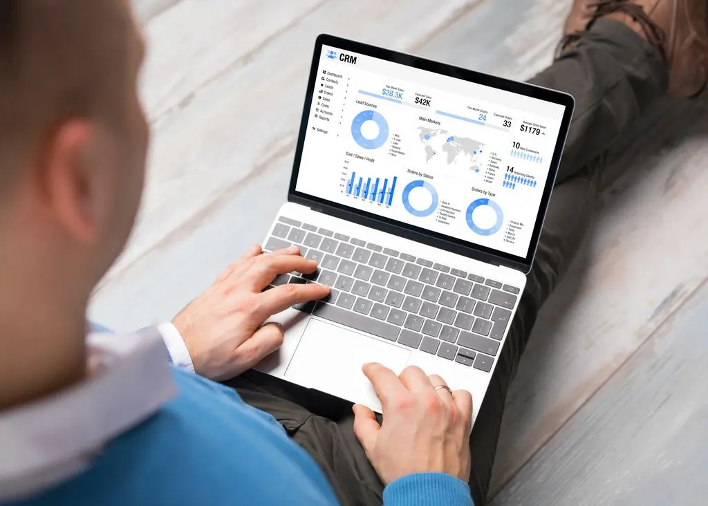 Küçük İşletmeler CRM Araçları Seçerken Hangi Özelliklere Dikkat Etmelidir?