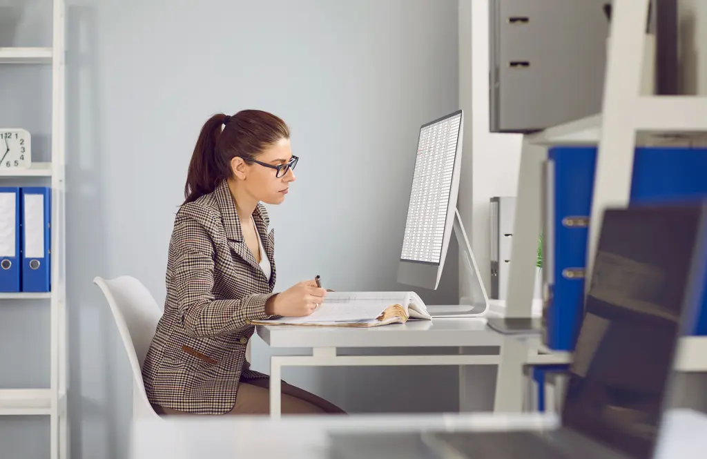 Küçük işletmeler için CRM bütçe tuzağı: sadece özelliklere değil benimsemeye ödeme yapın Küçük işletmeler için CRM bütçe tuzağı: sadece özelliklere değil benimsemeye ödeme yapın