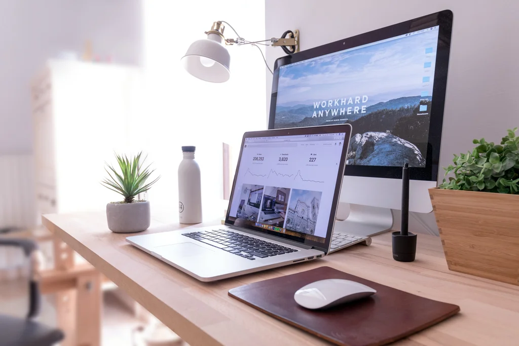En İyi Web Sitesi Oluşturma Araçları: Bitrix24 ve Diğerleri